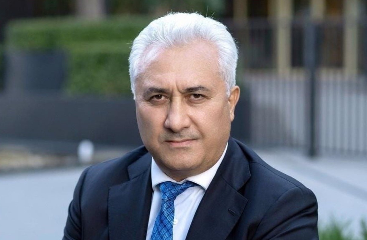 Глава армянской диаспоры Тюменской области поздравил Владимира Путина с днем рождения