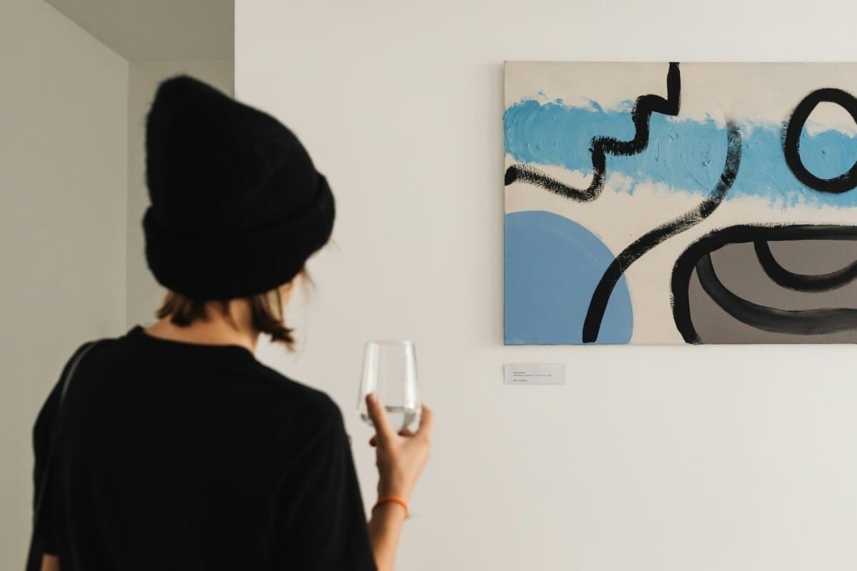 Выставки к «Ночи искусств», виолончельный фестиваль и маркет эксклюзивных украшений. Гид событий 3-9 ноября