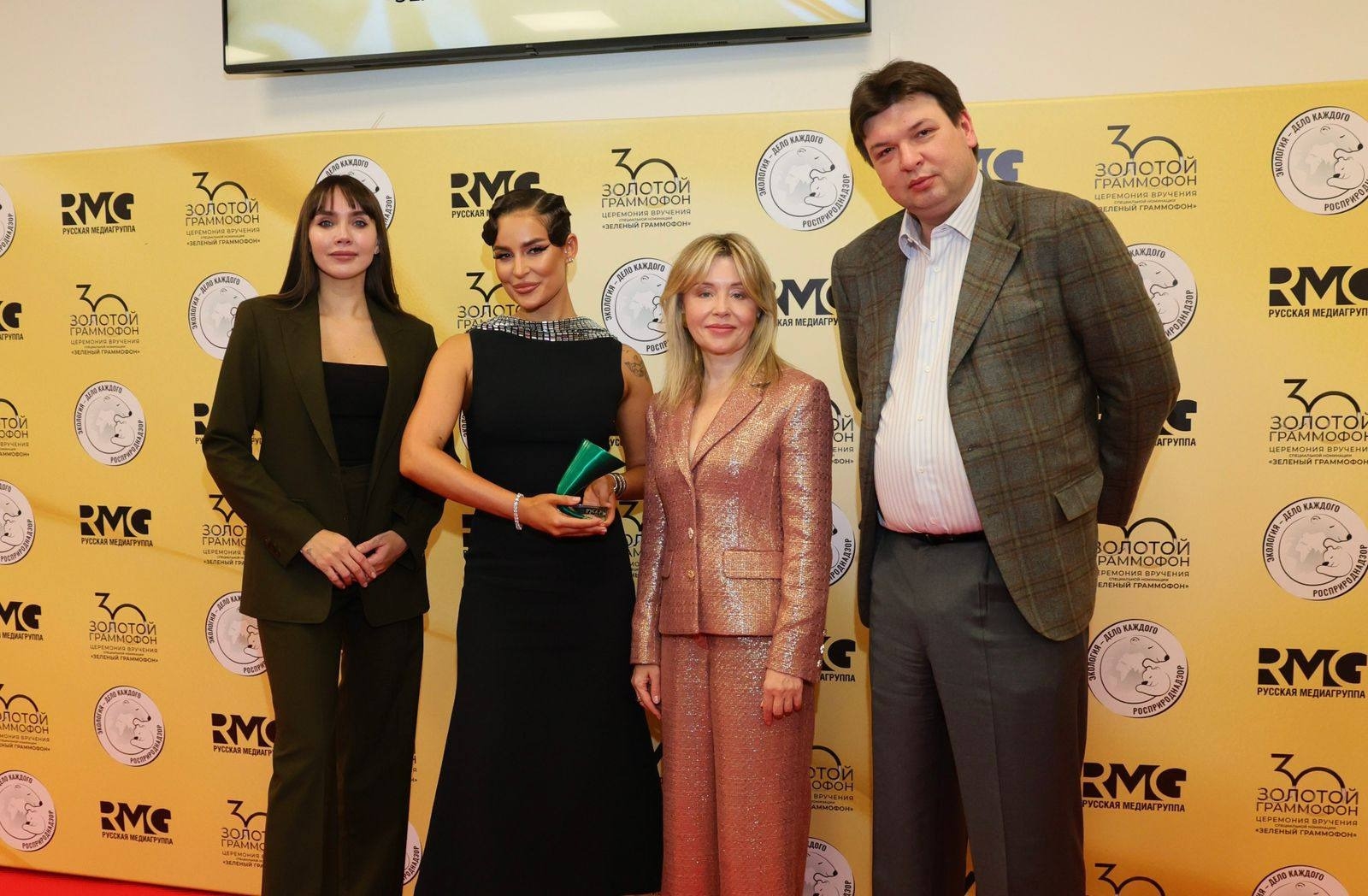 Певица Seville получила «Зелёный Граммофон» за вклад в экологическое развитие