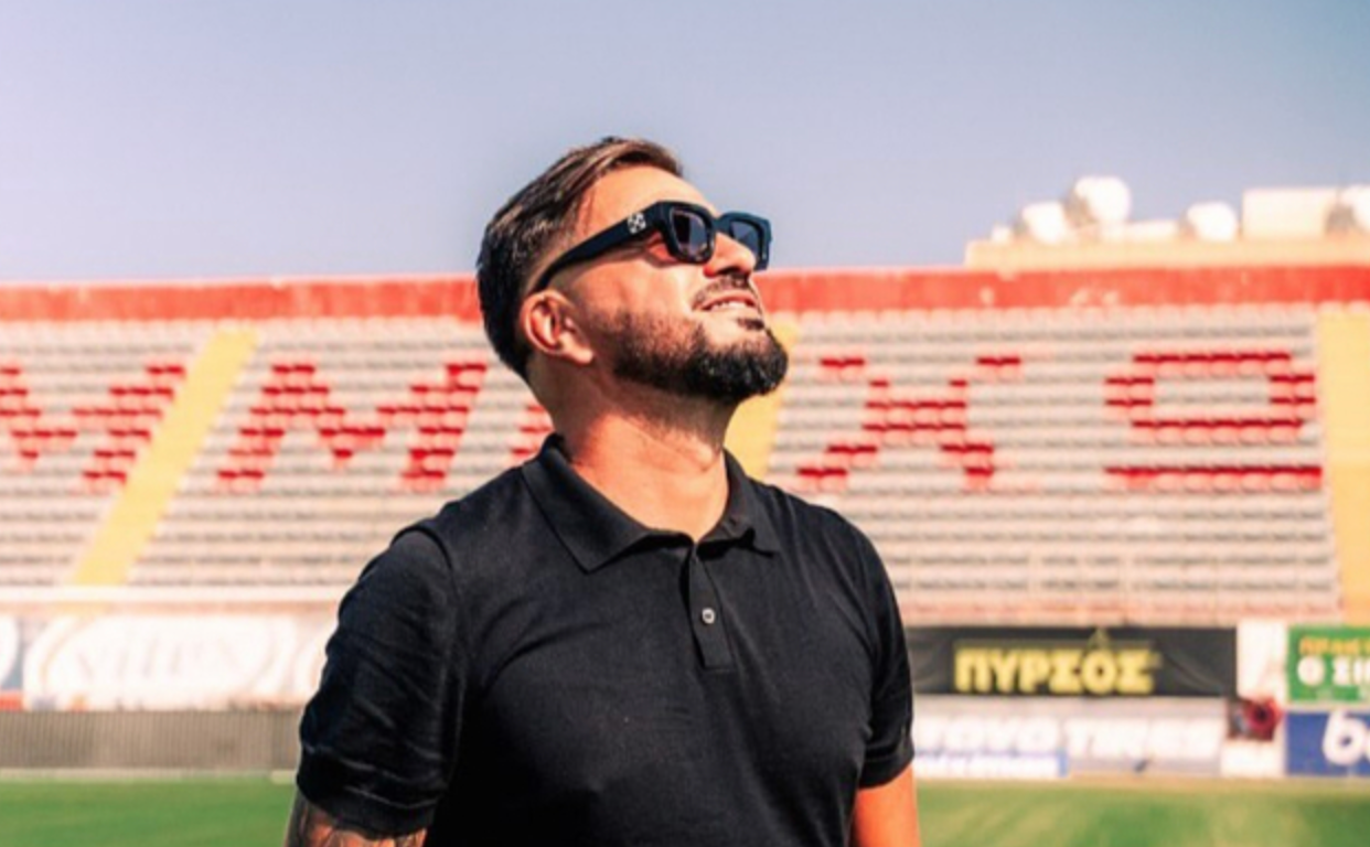 Блогер и экс-футболист Евгений Савин лишился ИП из-за налоговой задолженности