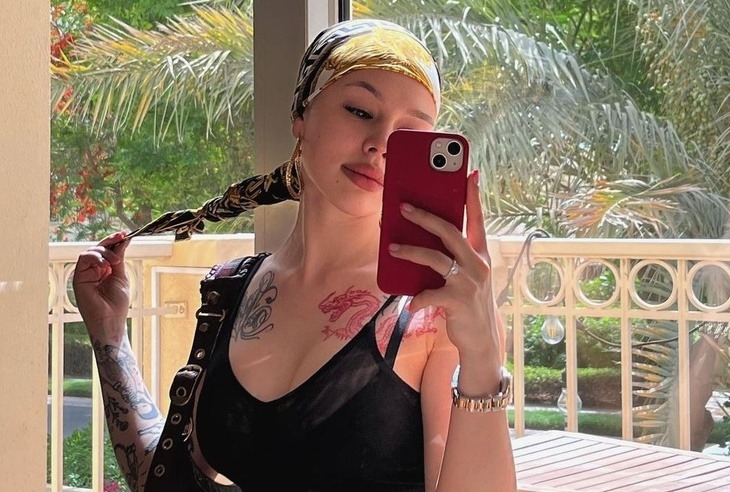 Компания блогера Инстасамки ликвидируется без запуска продаж