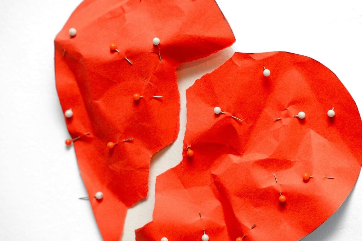 Когда болезнь не отменяет семьи: книги и фильмы, которые помогают быть рядом