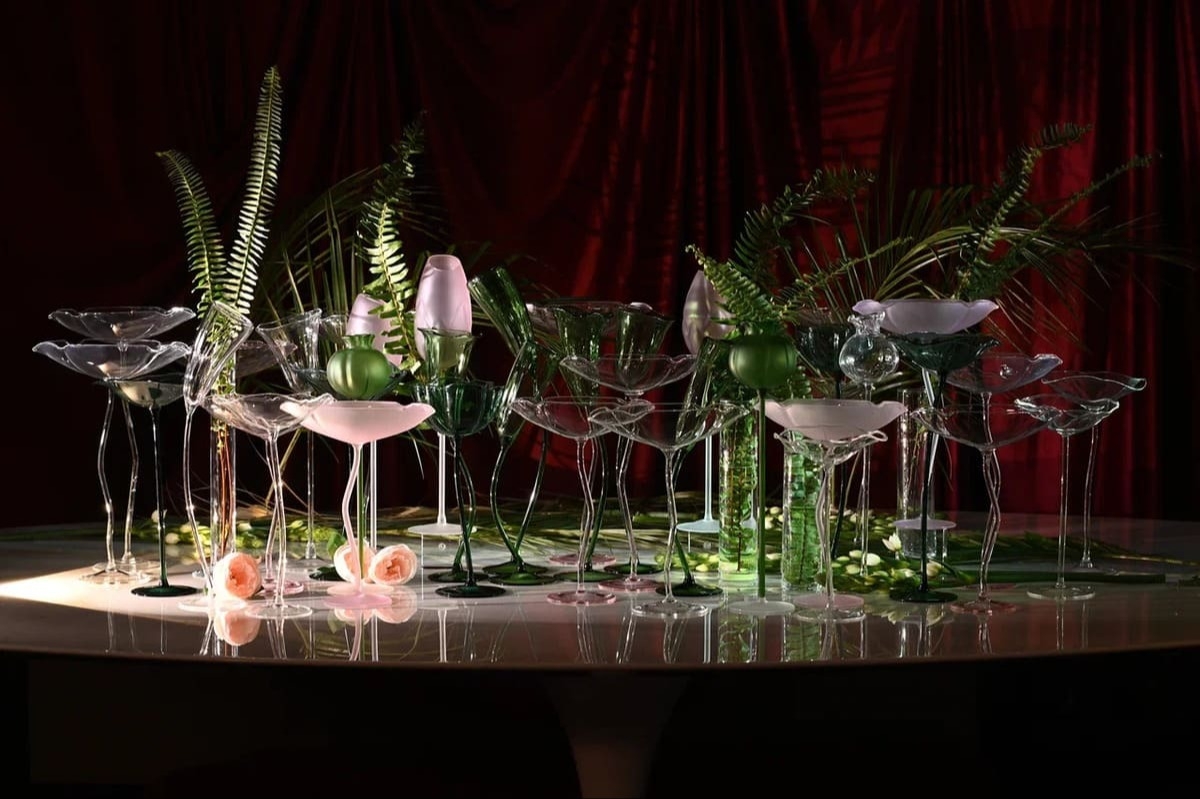 «Сон в летнюю ночь»: новая авторская коллекция хрустальных бокалов Анастасии Панибратовой