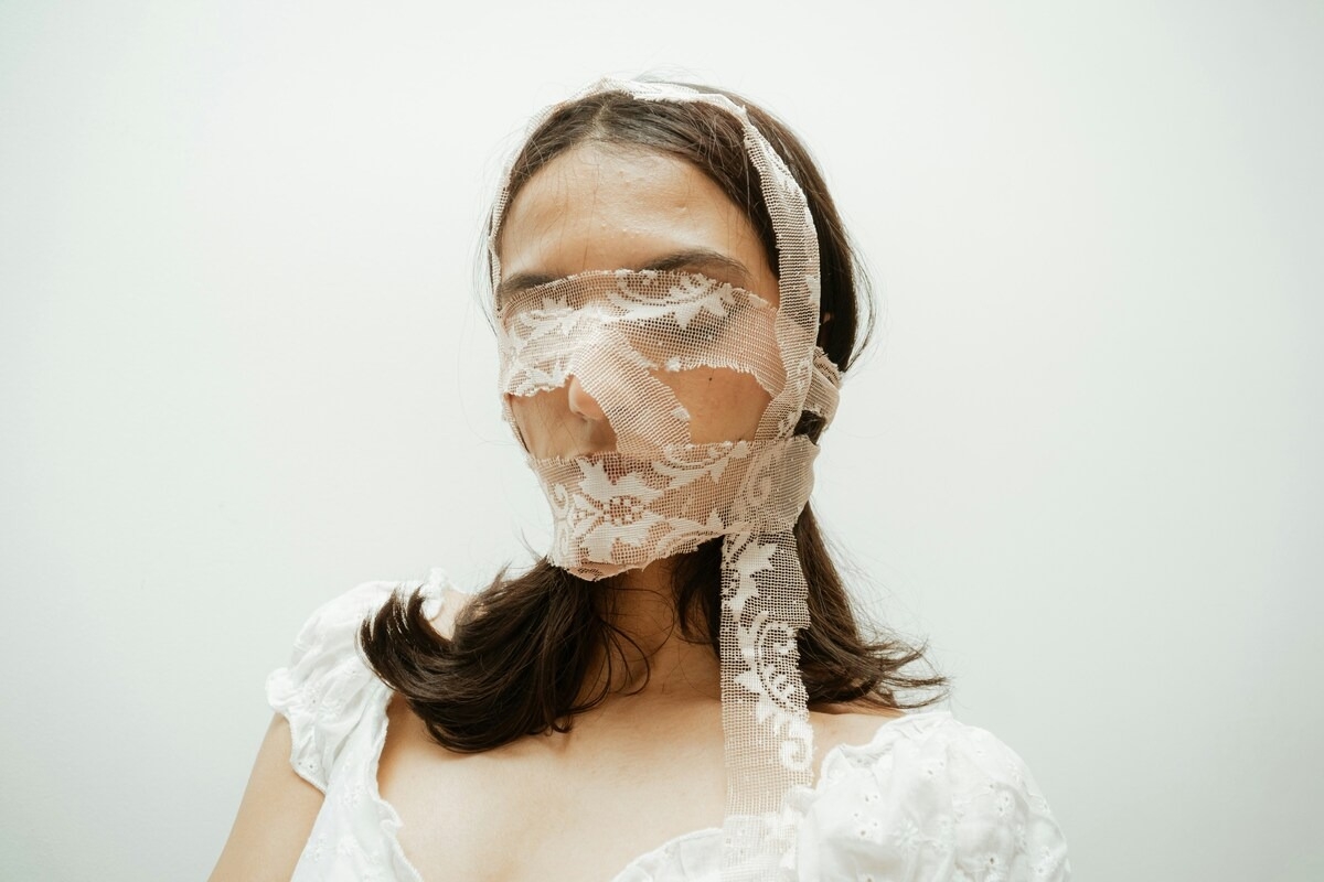 Эффект отложенного ответа: почему мы находим нужные слова слишком поздно