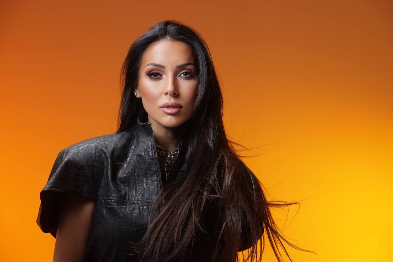 Алсу откроет акустическую серию концертов Radio Monte Carlo в MODUS