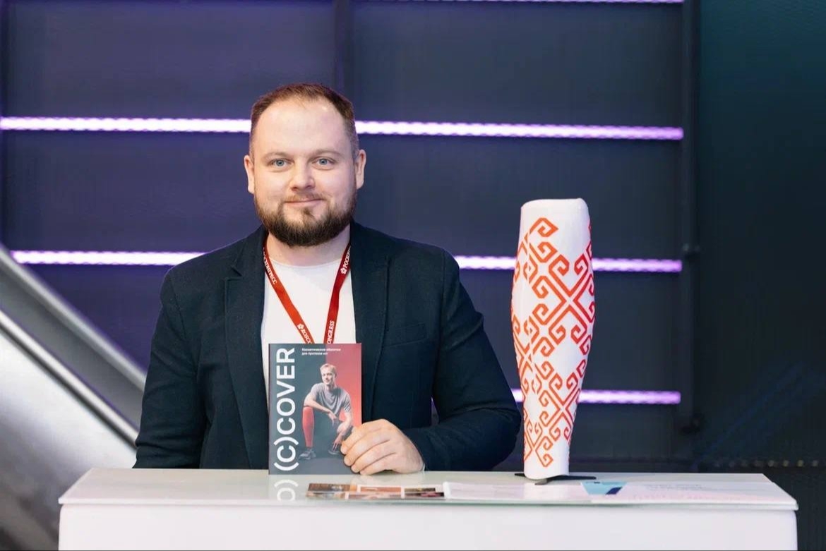 На ПМЭФ презентовали проект косметических оболочек для протезов с региональной айдентикой
