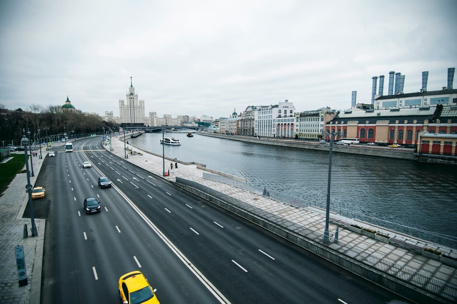 В Москве с 12 сентября откроют три новых участка выделенных полос