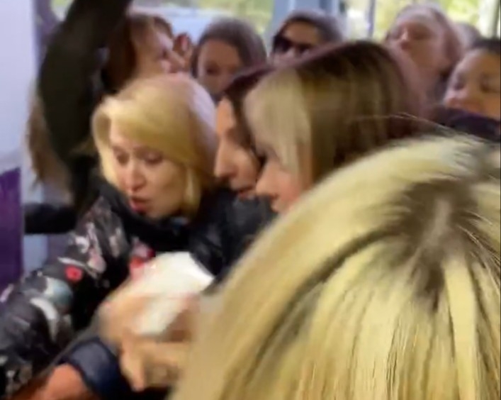 В Москве раздача омолаживающей сыворотки обернулась потасовкой